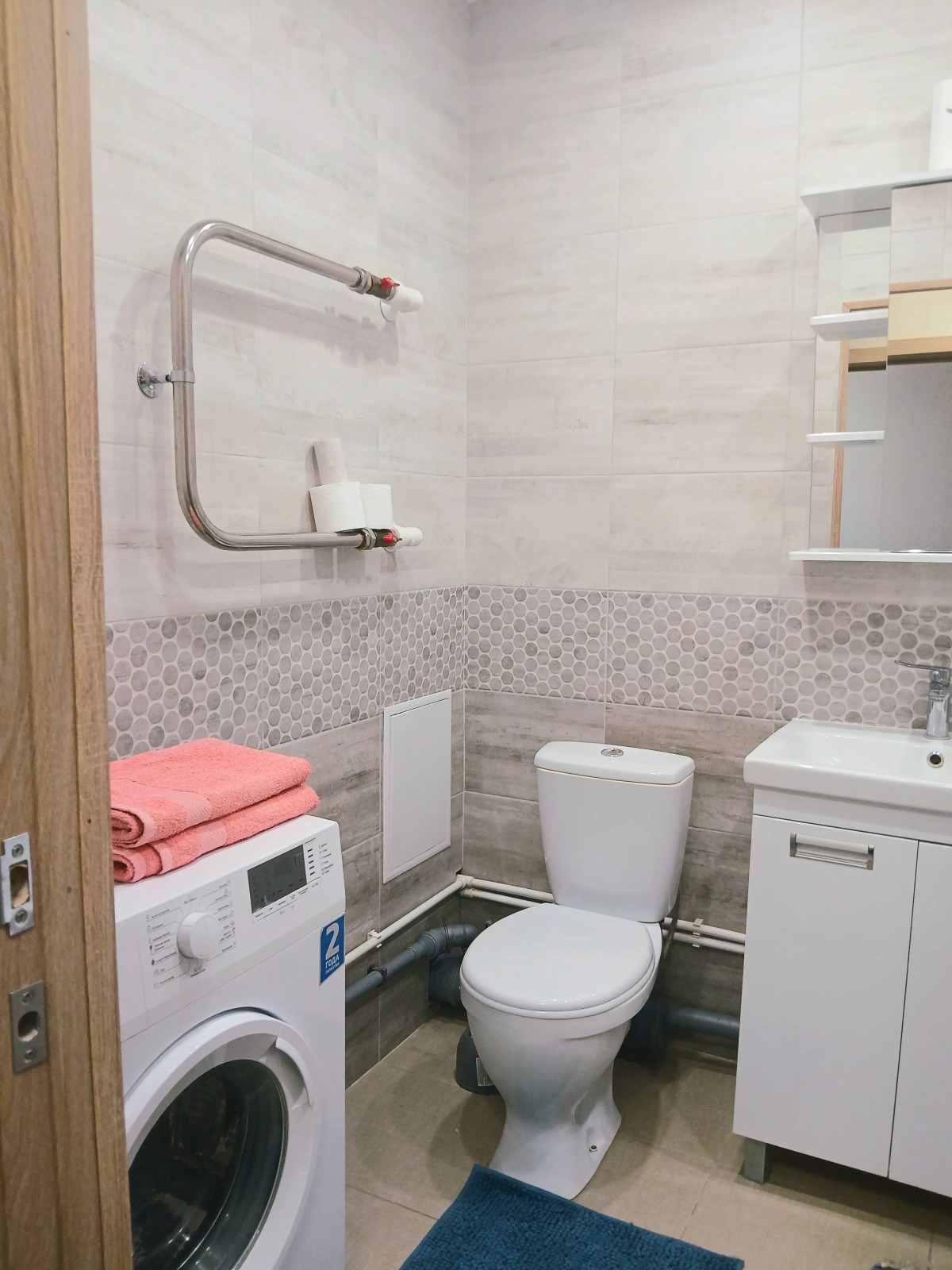 Апартаменты Димитрова, Вату., Придача