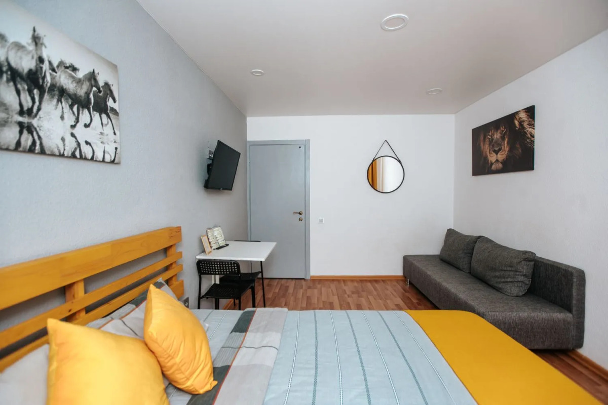 Апартаменты UyutnoEKB Краснолесья 16/3