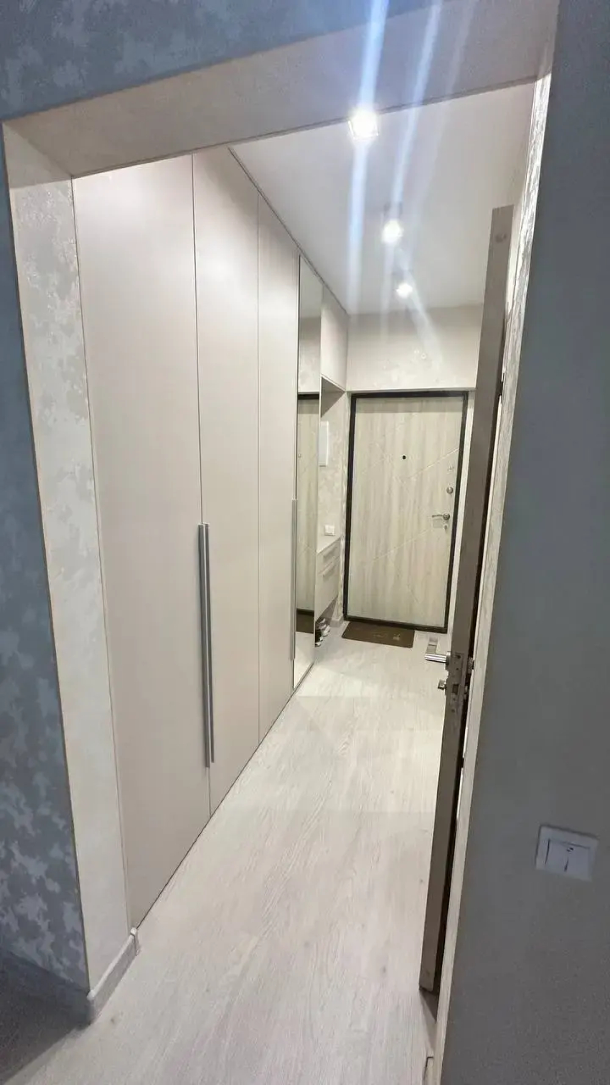 Квартира Уютная и Светлая в Новом Жилом Комплексе