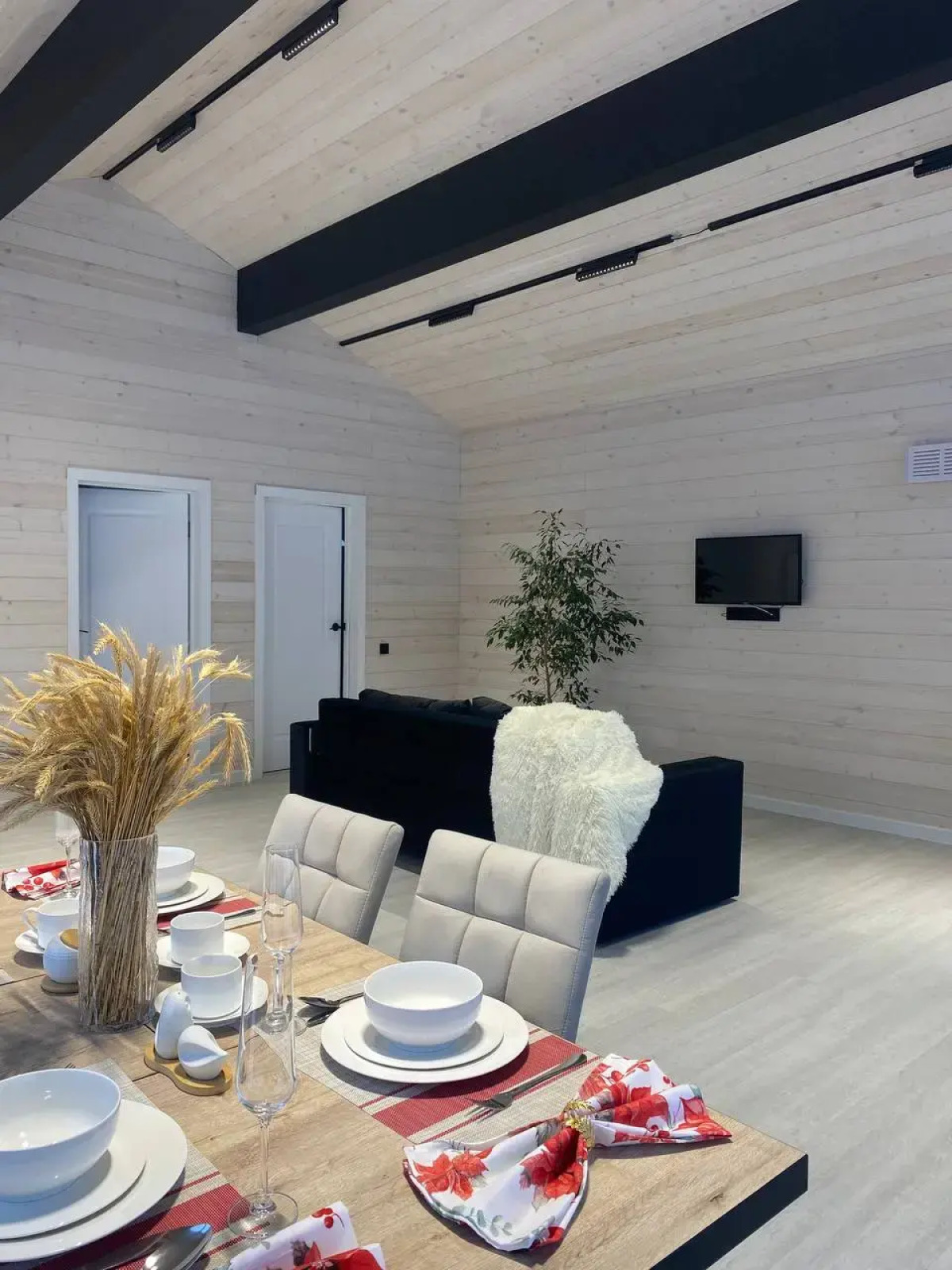 Частный дом Барн-хаус с сауной и чаном