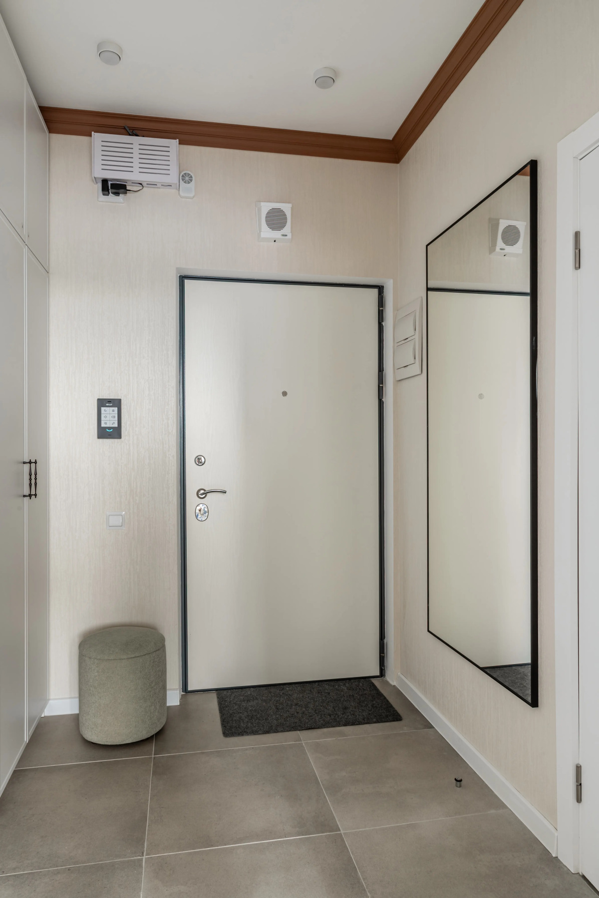 Квартира Moscow Deluxe Apartments Comfy Studio Berzarina