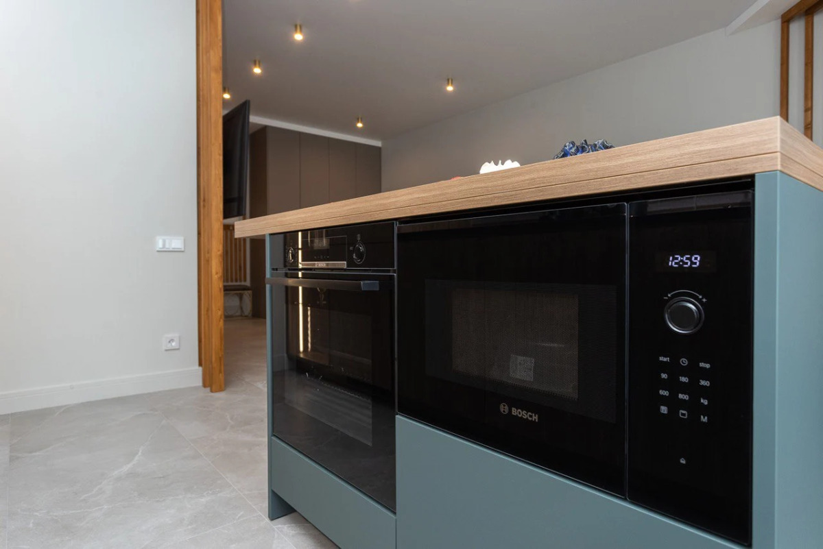 Lyuksovaya Studiya Na Beregu Morya Flat