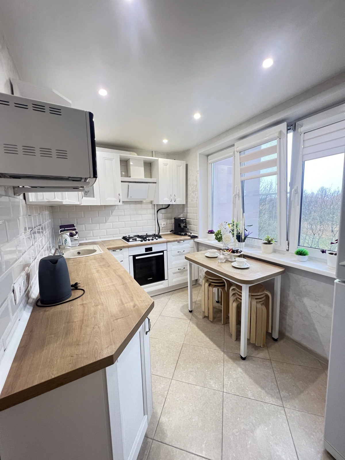 Квартира Большая 4-х комнатная квартира недалеко от центра