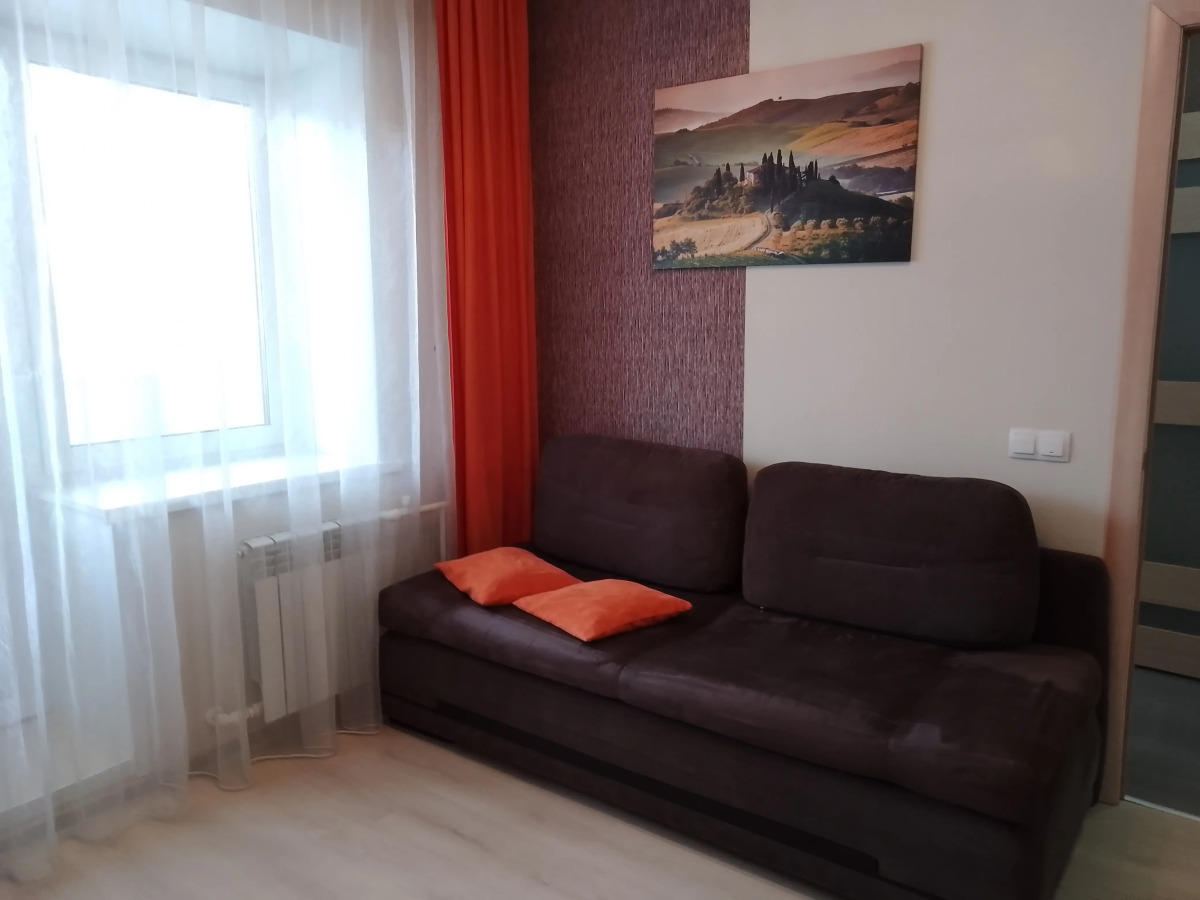 Апартаменты на Ураева 10