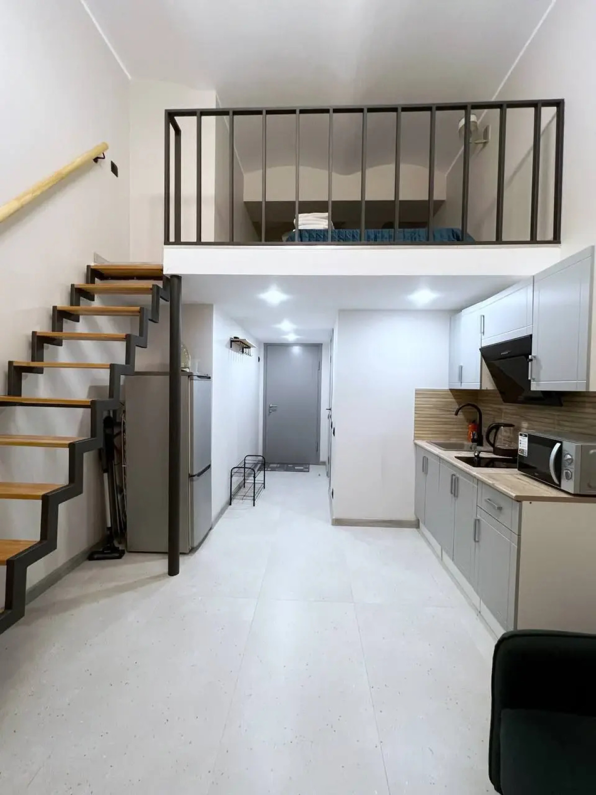 Двухуровневые апартаменты Aurora у метро Бауманская