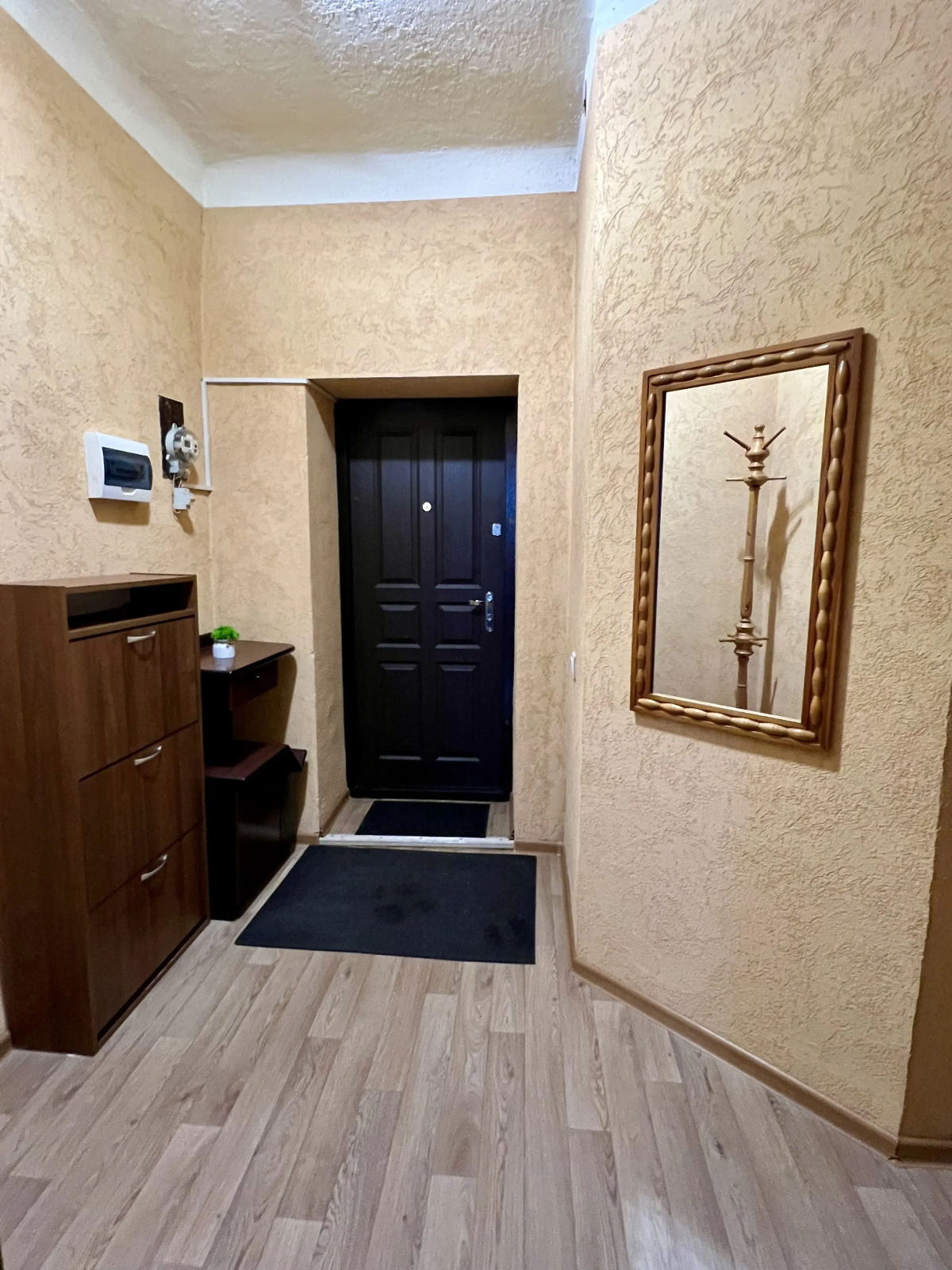 Квартира Уютная Двушка в Минуте от Вокзала