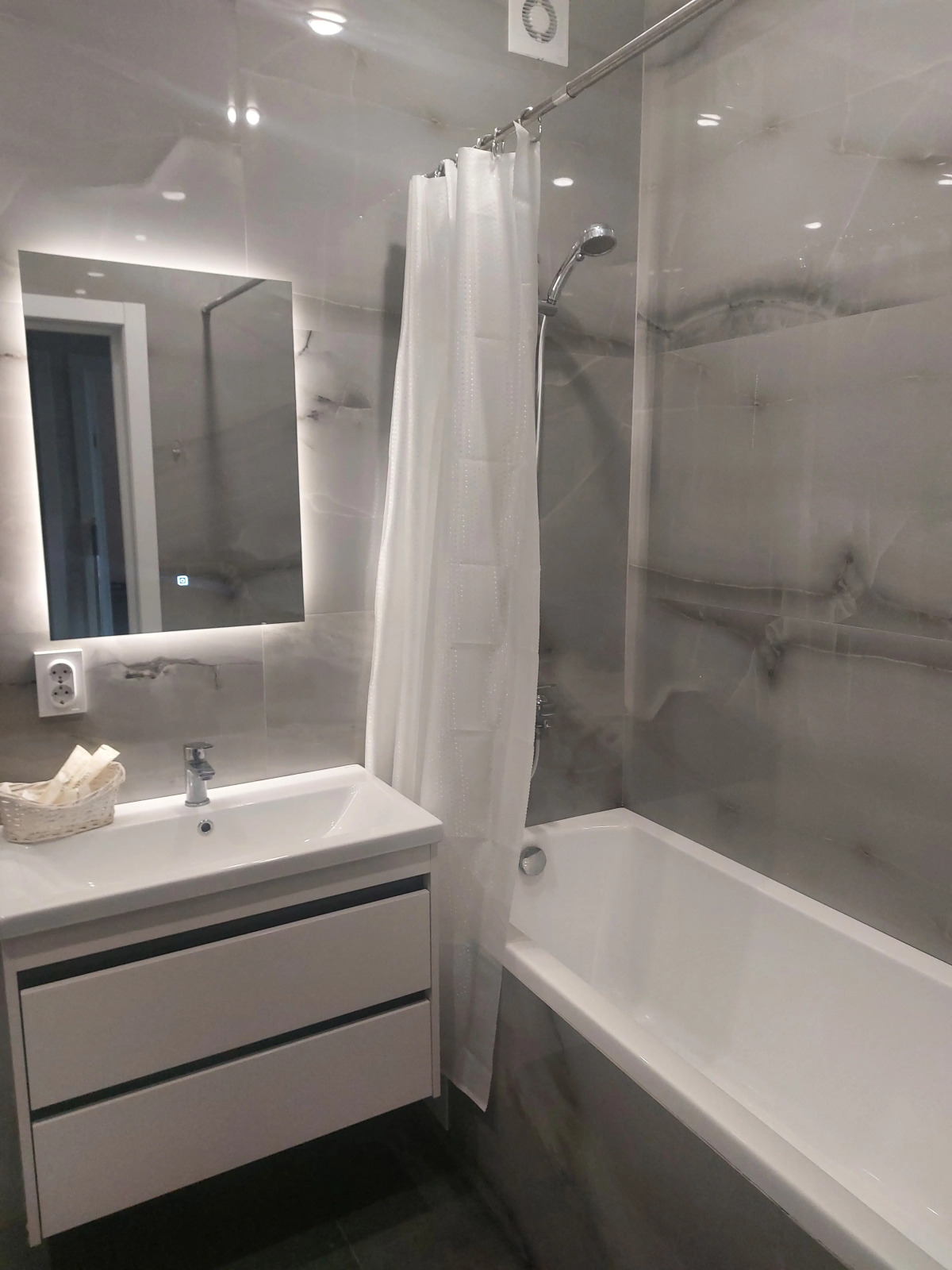 Квартира Новая комфортная и современная в центре. Уфимский кремль.