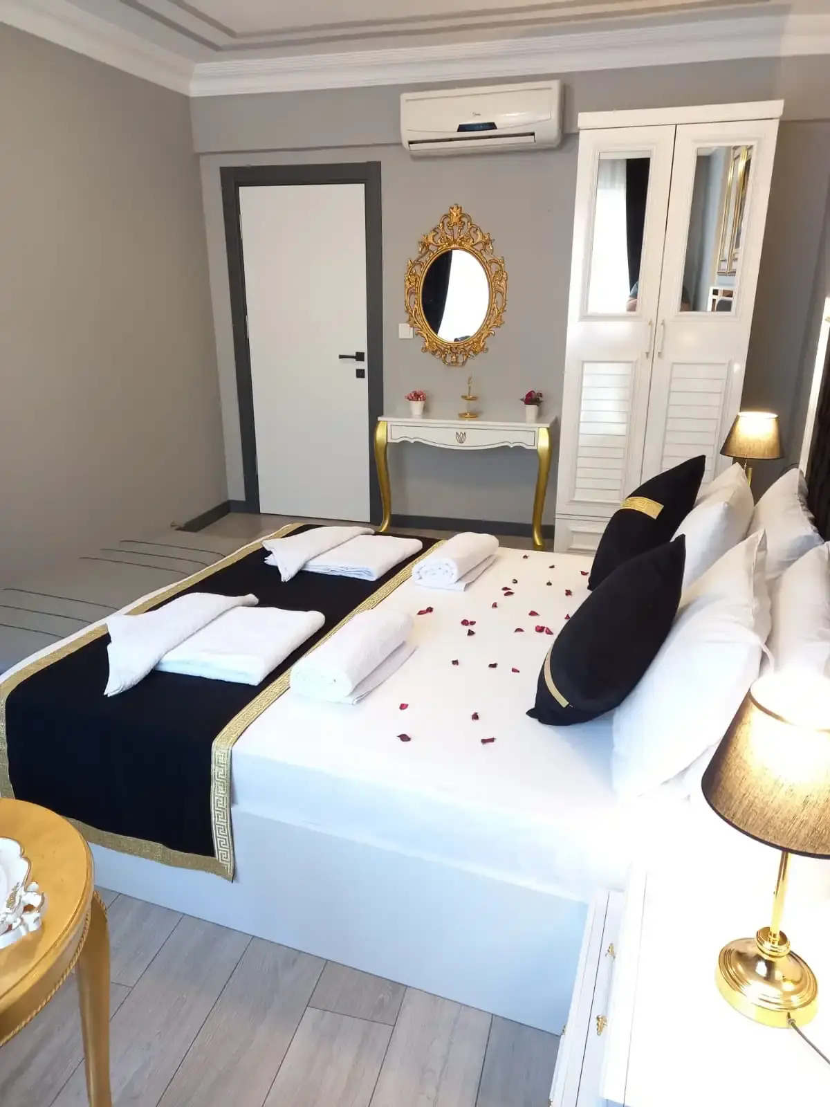 Гостевой дом Emirhan Suites