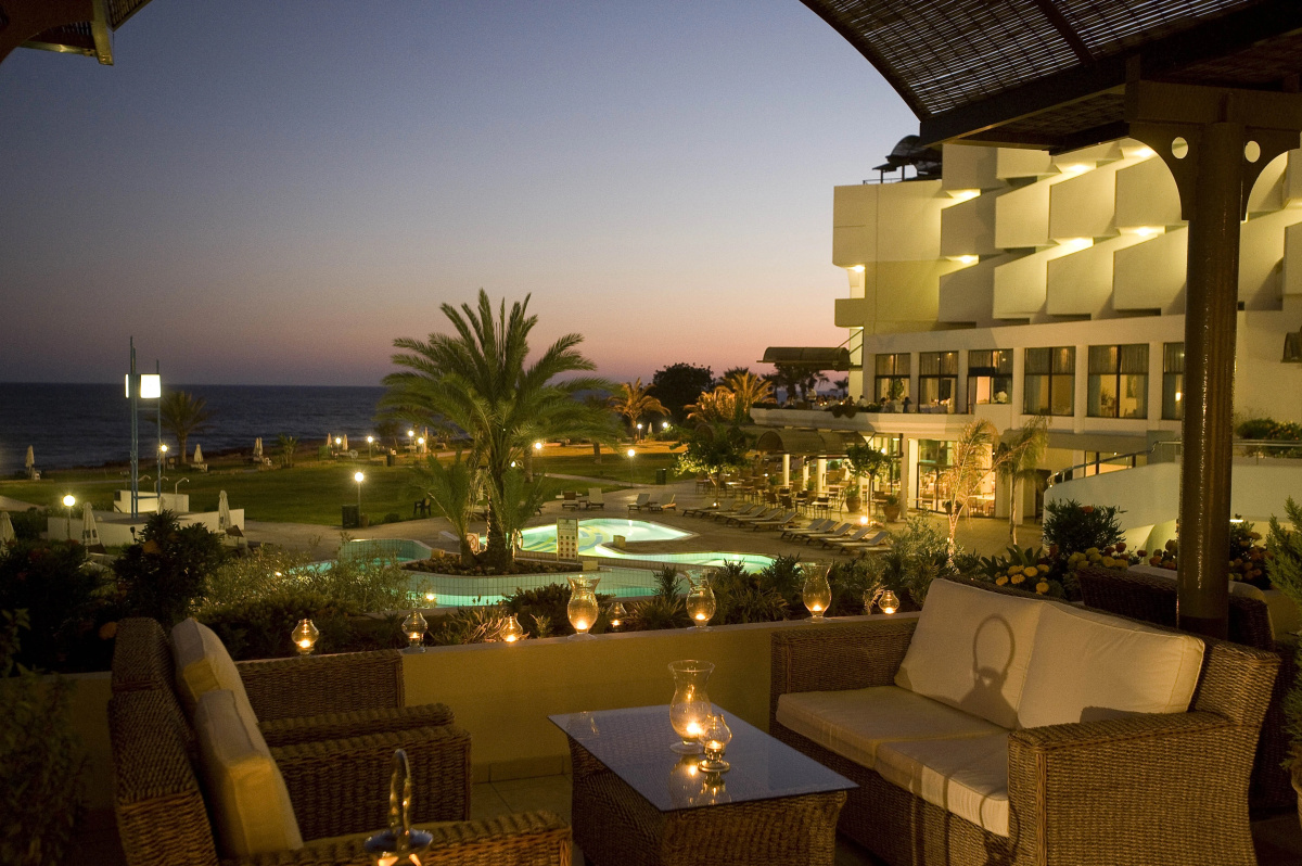 Отель Constantinou Bros Athena Royal Beach
