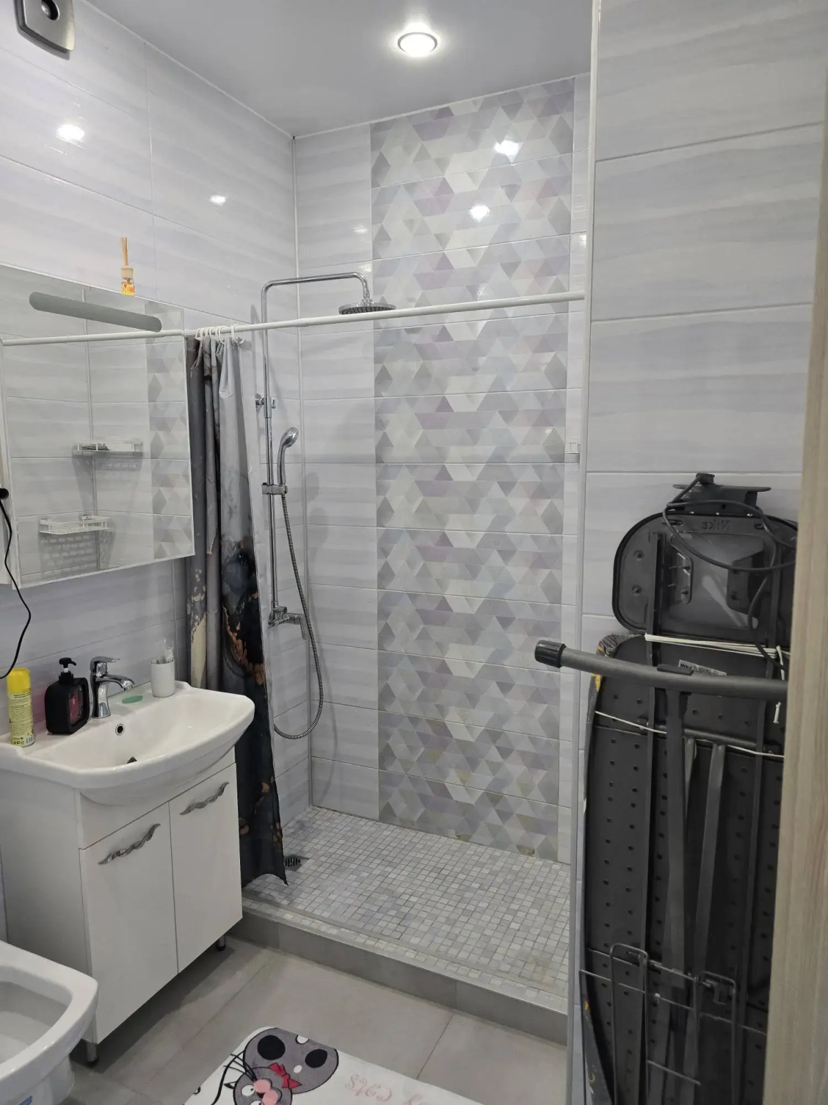 Квартира Студия на 30-ом Этаже с Видом на Лес