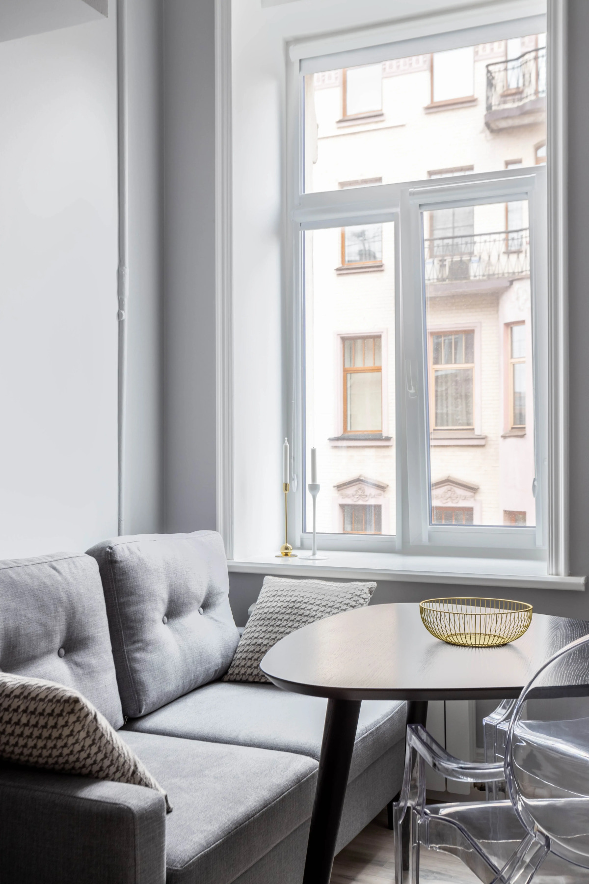 Апартаменты Скайлайт на Свечном