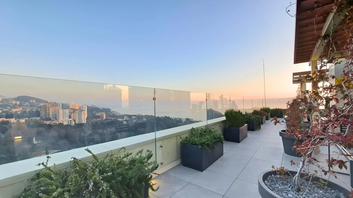 Апартаменты в ЖК Метрополь с Красивым Видом на Горы