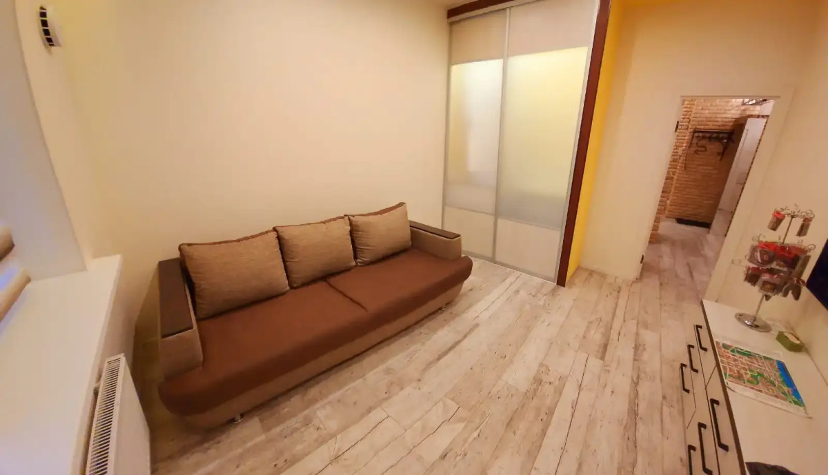 "Трехкомнатные апартаменты "Свой берег"