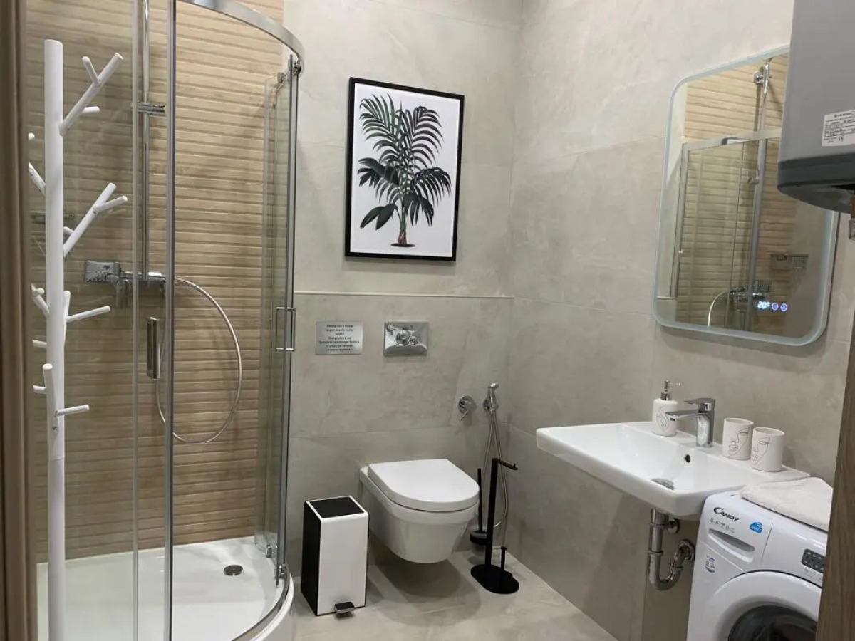 Апартаменты  Apart SV4 Цоколь Раушен Престиж