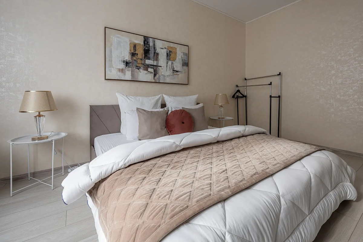 Апартаменты с двумя спальнями, в центре города, у канатной дороги