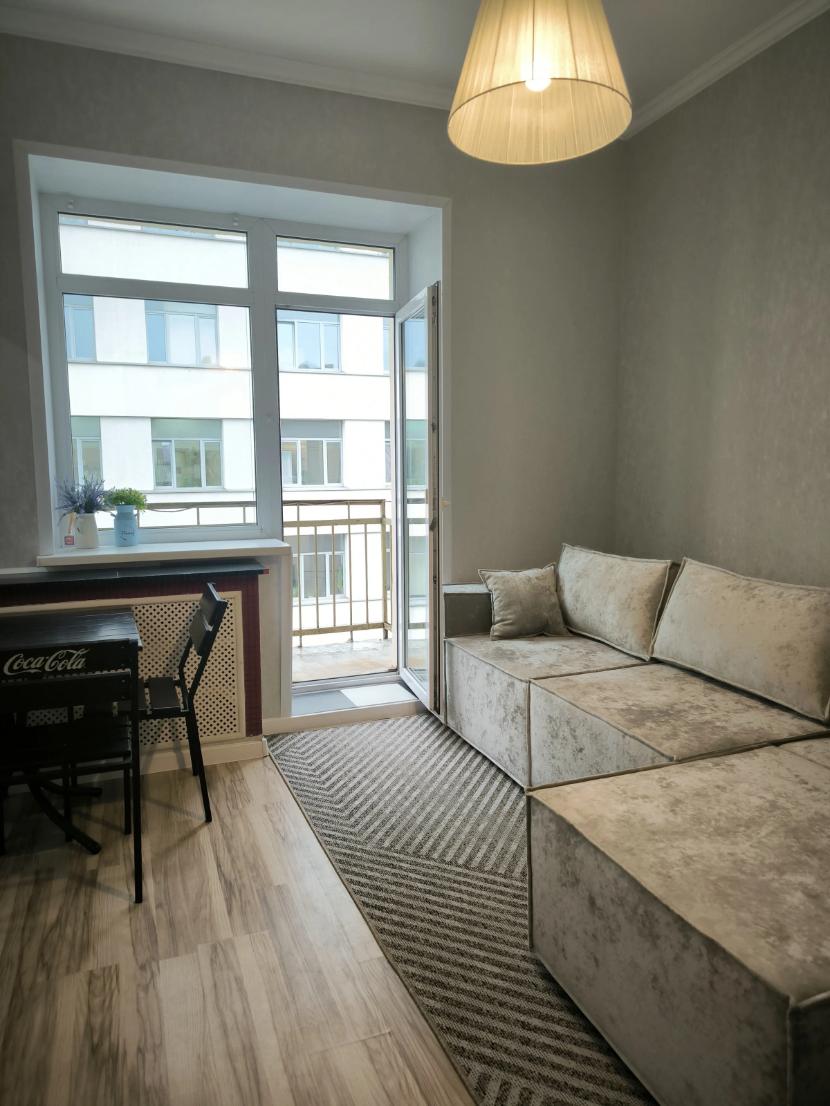 Апартаменты Белая Трехкомнатная Квартира у Вокзала