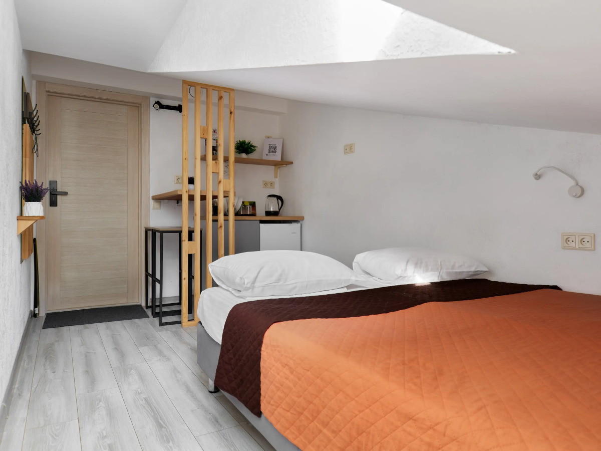 Меблированные Комнаты Rush in Aparts Своя парковка Центр Города Рядом Метро ЖД Вокзал