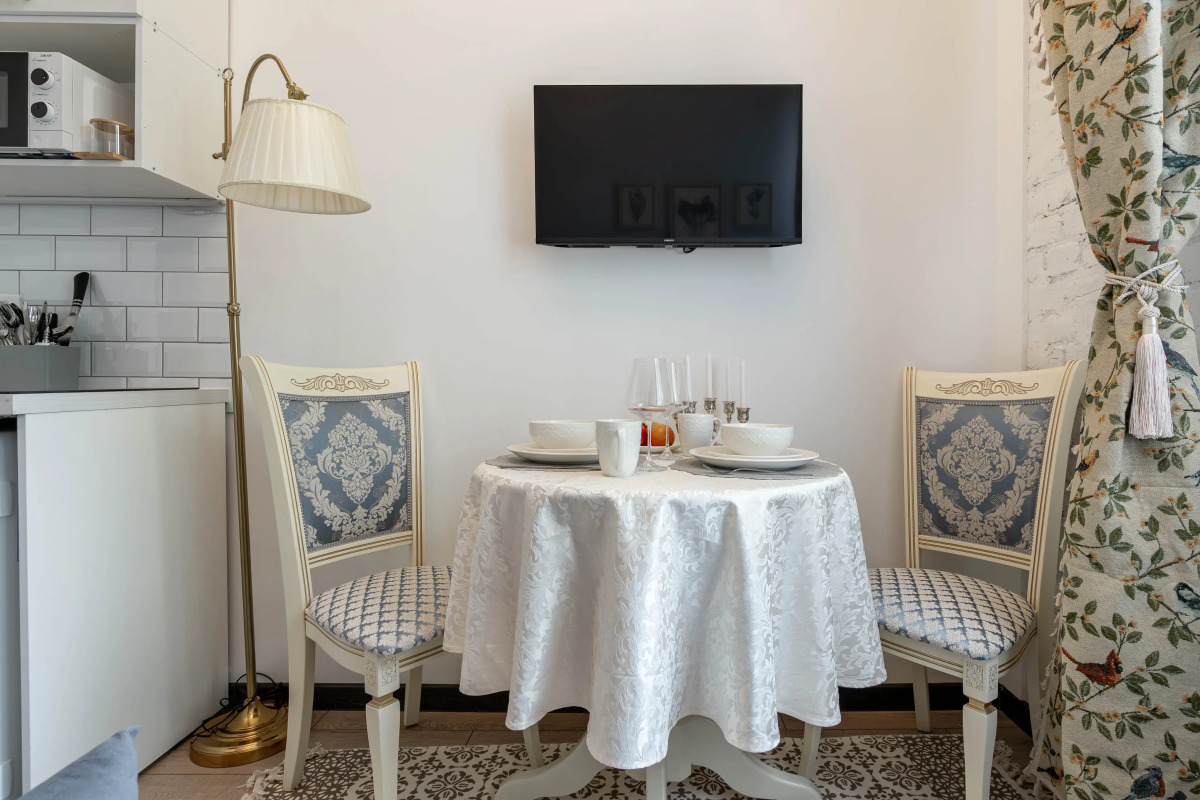 Квартира Уютная Студия на Петроградской Стороне