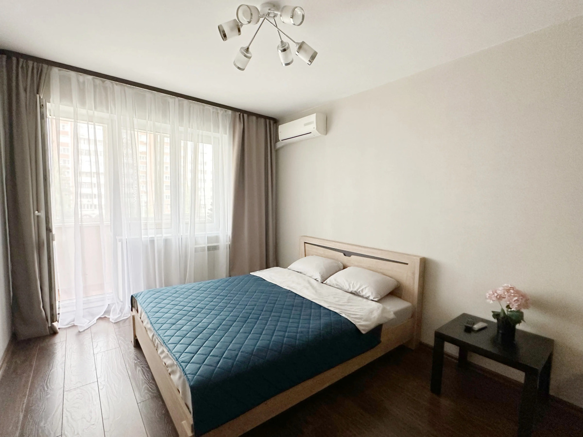 Квартира Двухкомнатная в 10 минутах пешком от набережной