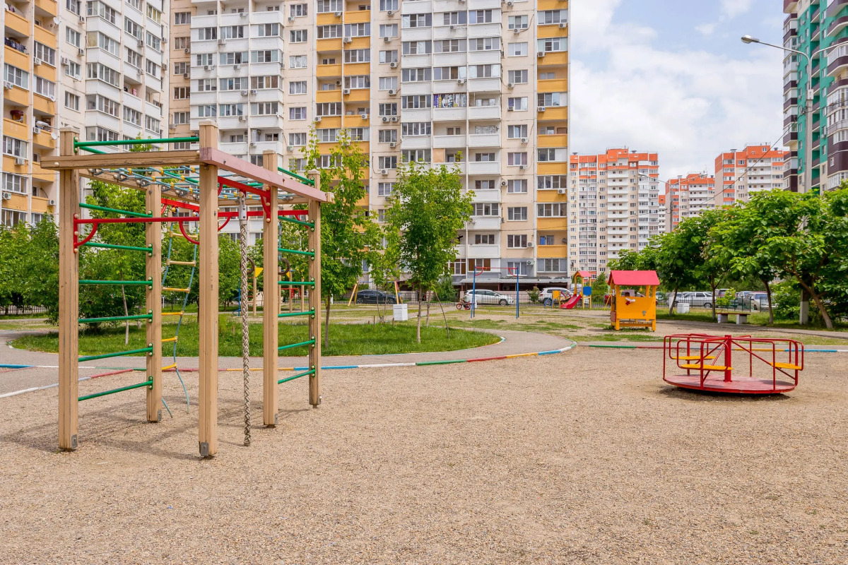 Апартаменты Уютная у стадиона на 1 этаже