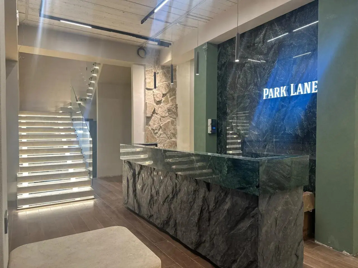 Отель Park Lane