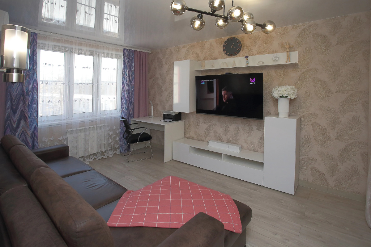 Квартира Новый дом! У метро ст. Заречная! 6 км до центра