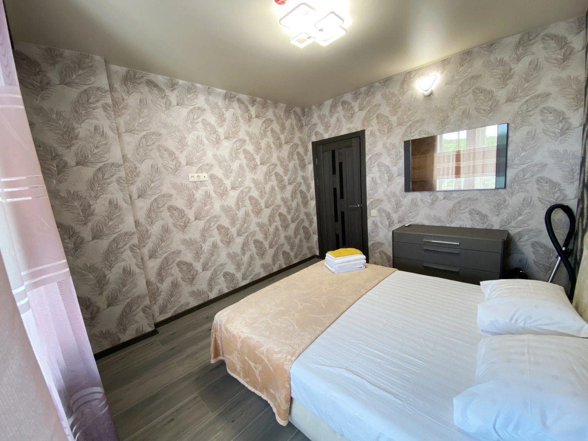 Апартаменты 2х комнатные на Зеленом бульваре 19 на 17 этаже