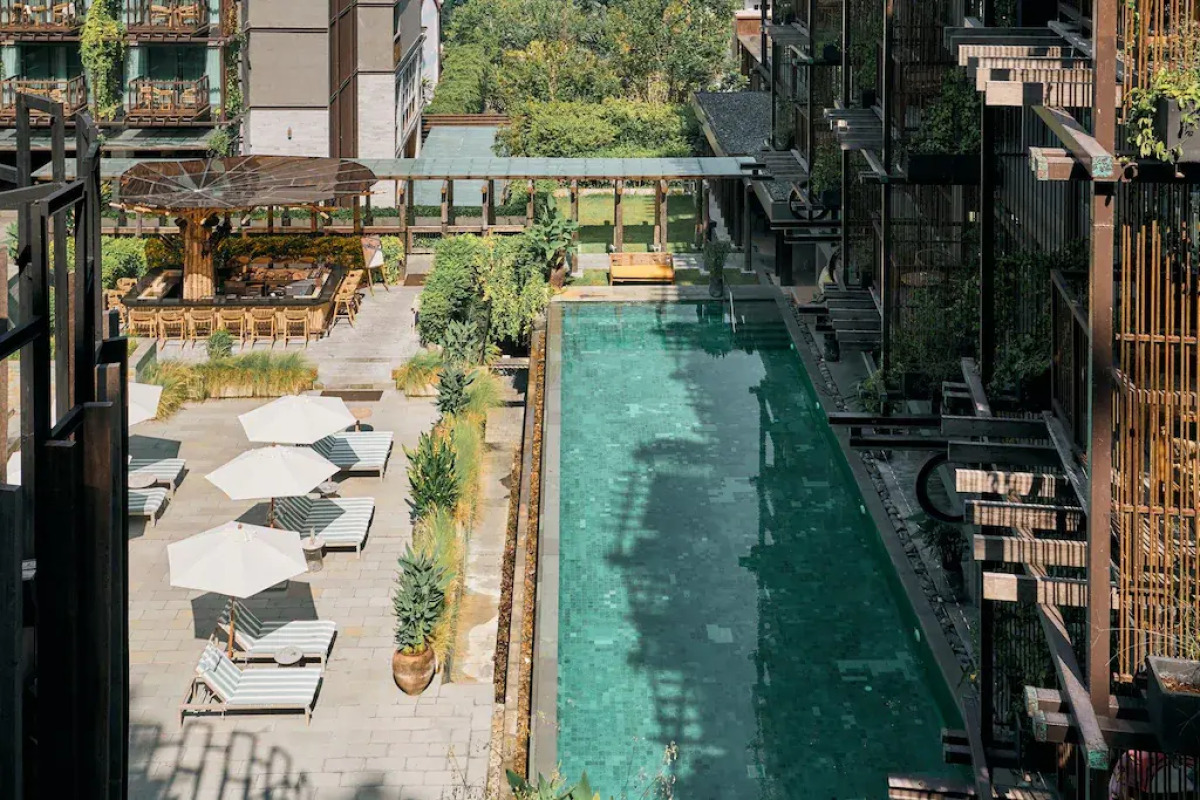 Курортный отель Dinso Resort & Villas Phuket, Vignette Collection by IHG