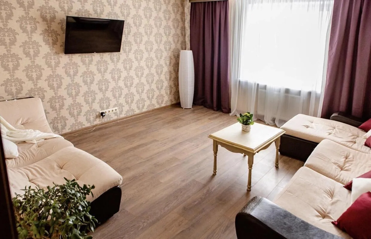 Апартаменты на Затинной 28