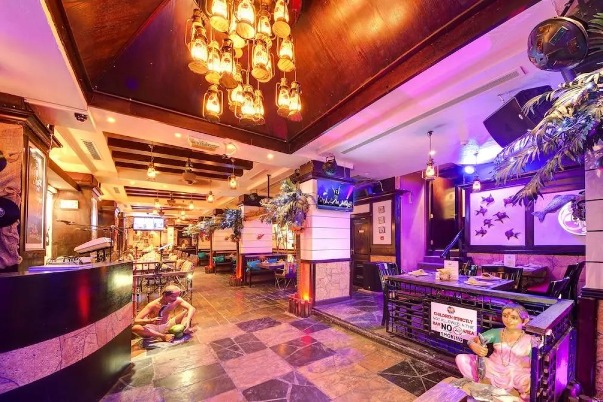 Ascot Hotel