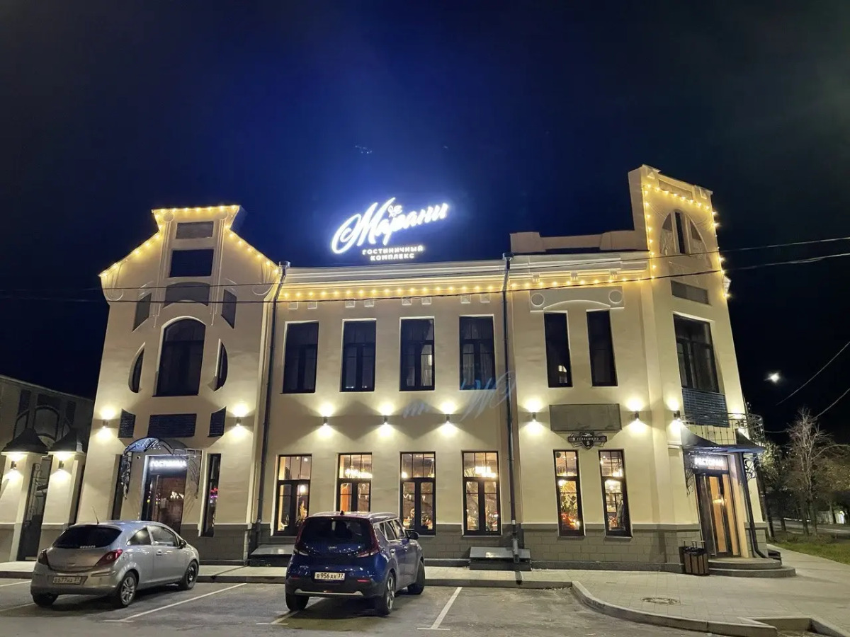 Отель Марани