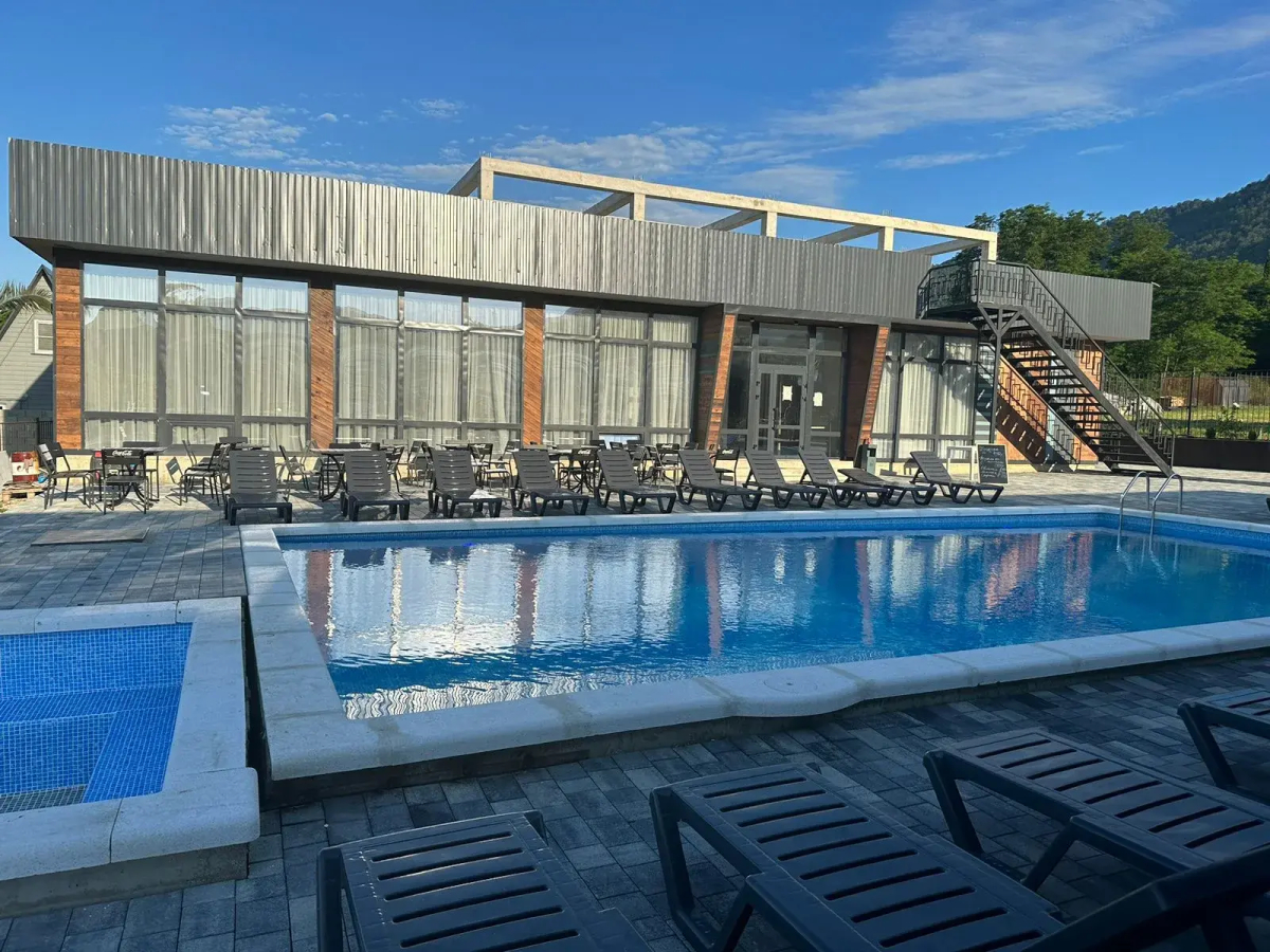 Отель Manresa Family Resort