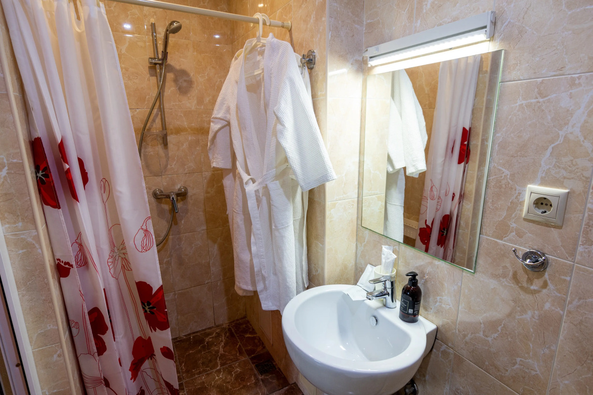 Отель Ашамба