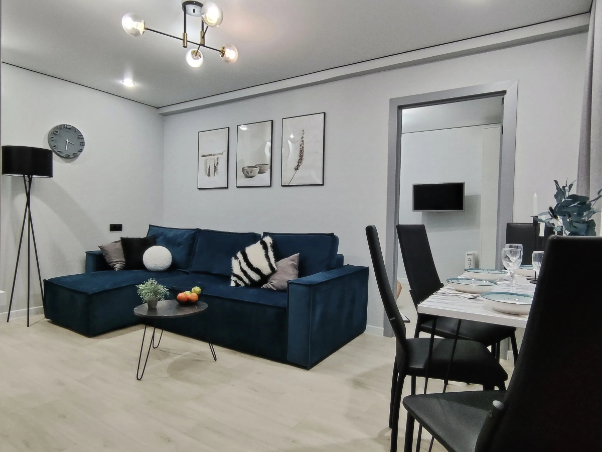 Апартаменты Двушка на 50 лет октября 37