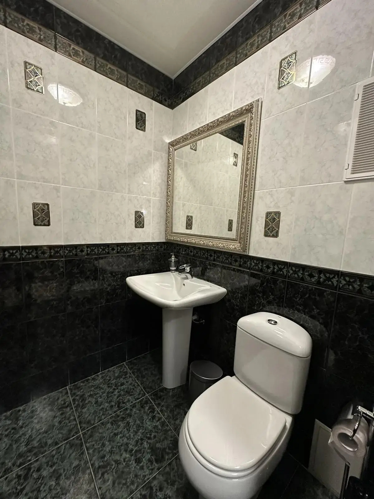 Отель Ля Ви де Шато