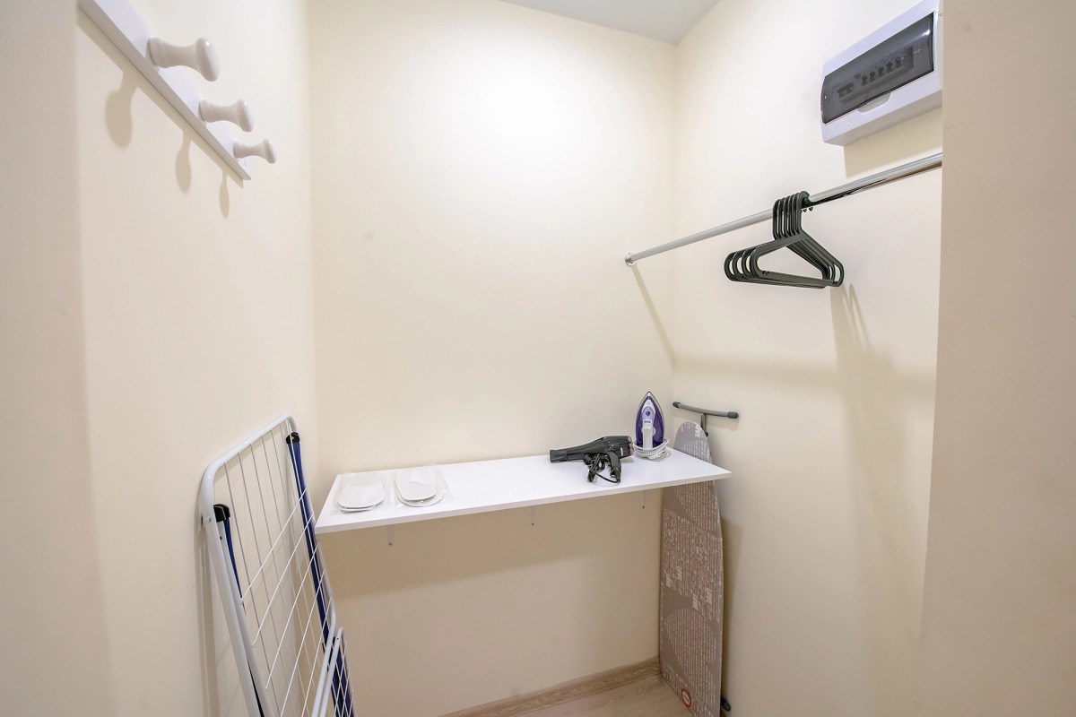 Апартаменты  TopHouse на Нейбута 6 студия