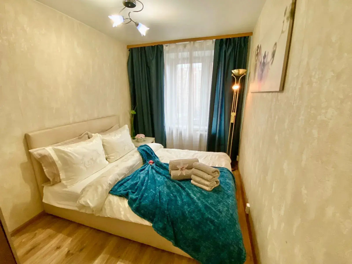 Квартира GoldApart на улице 1-я Дубровская 2Б