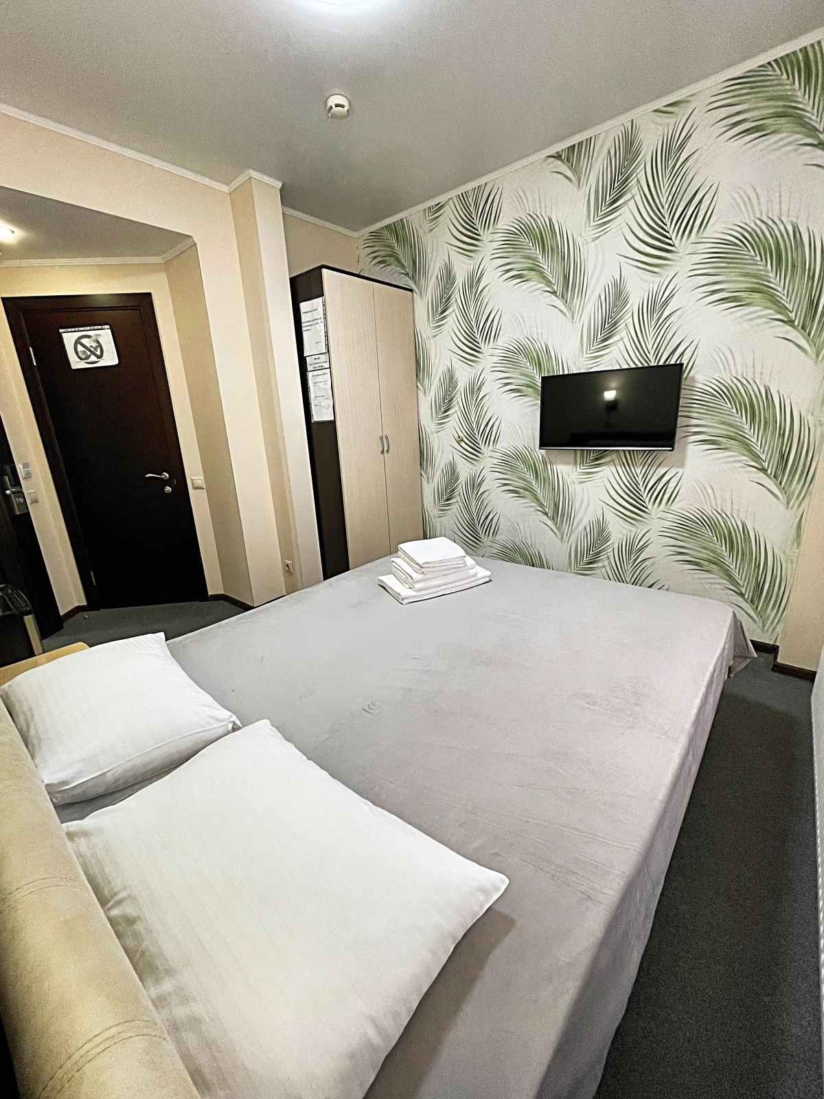 Отель Very Hotel