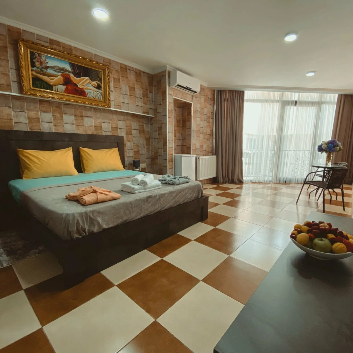 Отель Batumi West