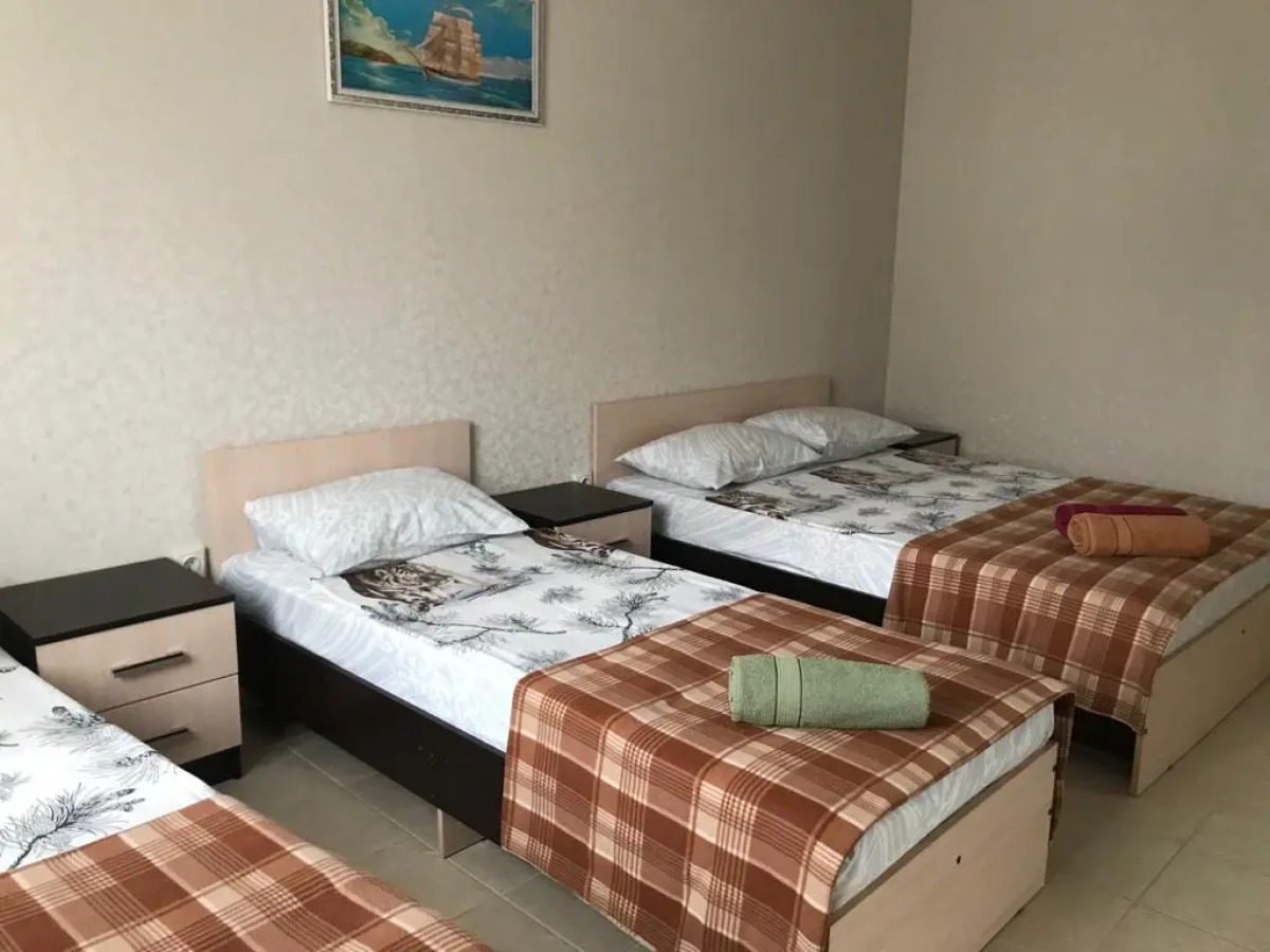 Гостевой Дом "Adam & Eva"