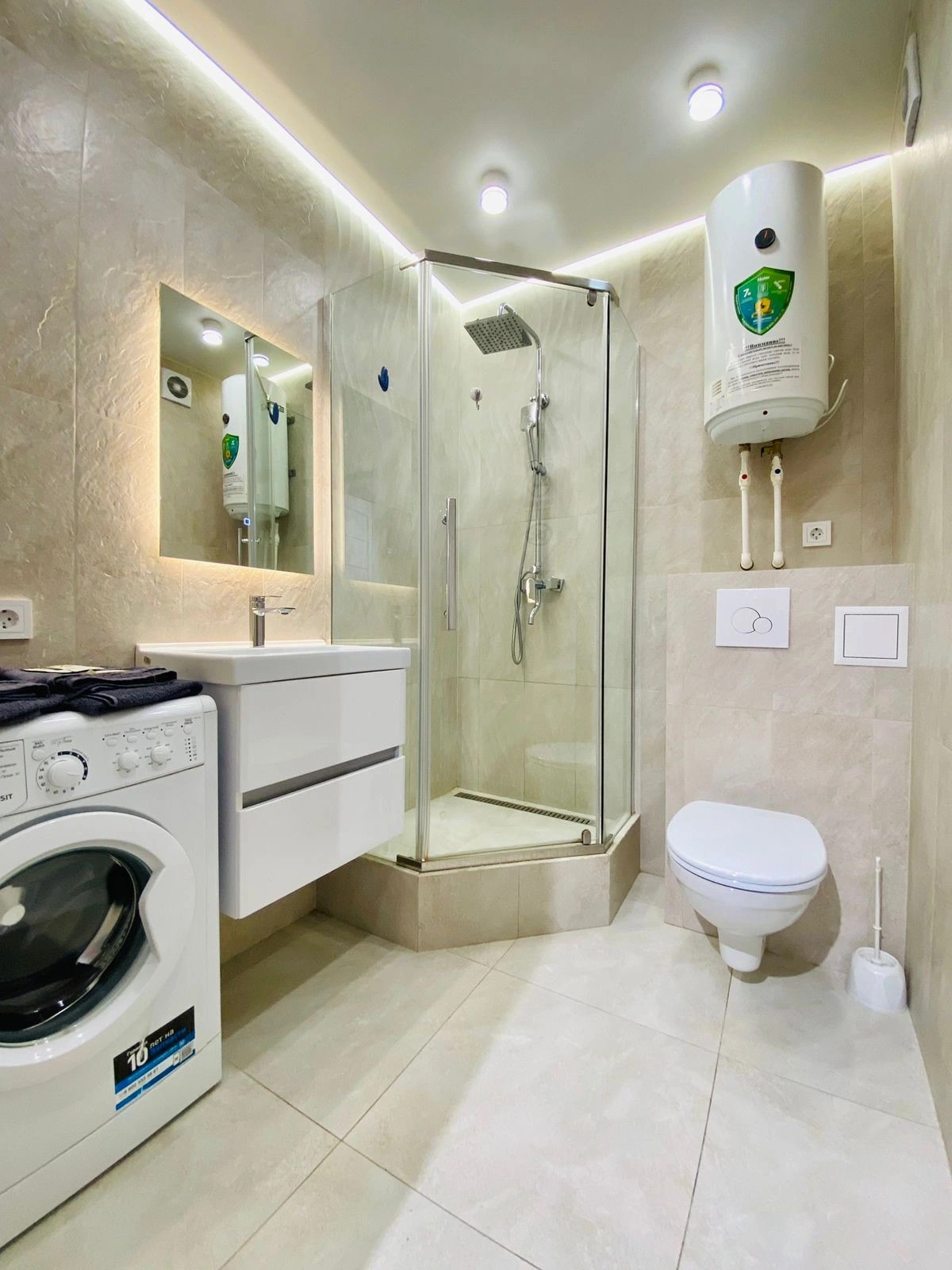 Апартаменты Двухкомнатный Люкс с Красивым Видом 72/2