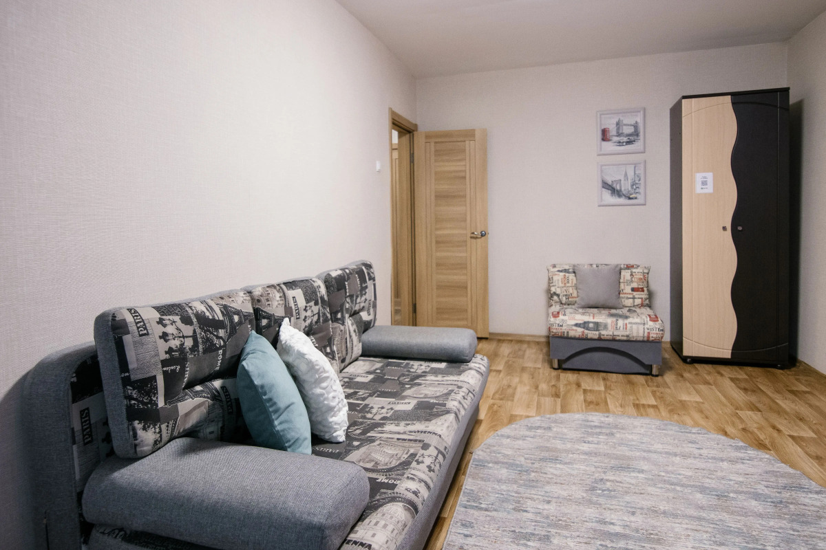 Апартаменты на Дикопольцева