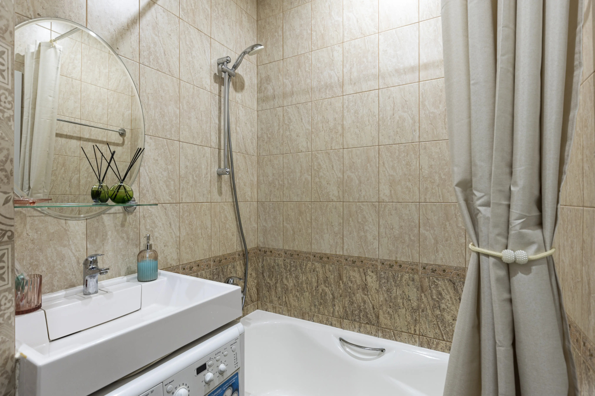 Апартаменты Девушка в шляпе