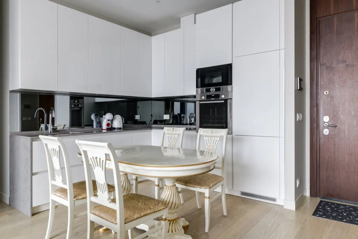 Топовая трешка с видом на город и изолированными спальнями