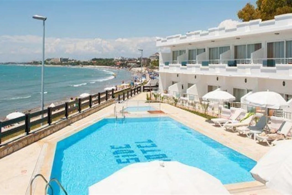 Side Beach Club Hotel