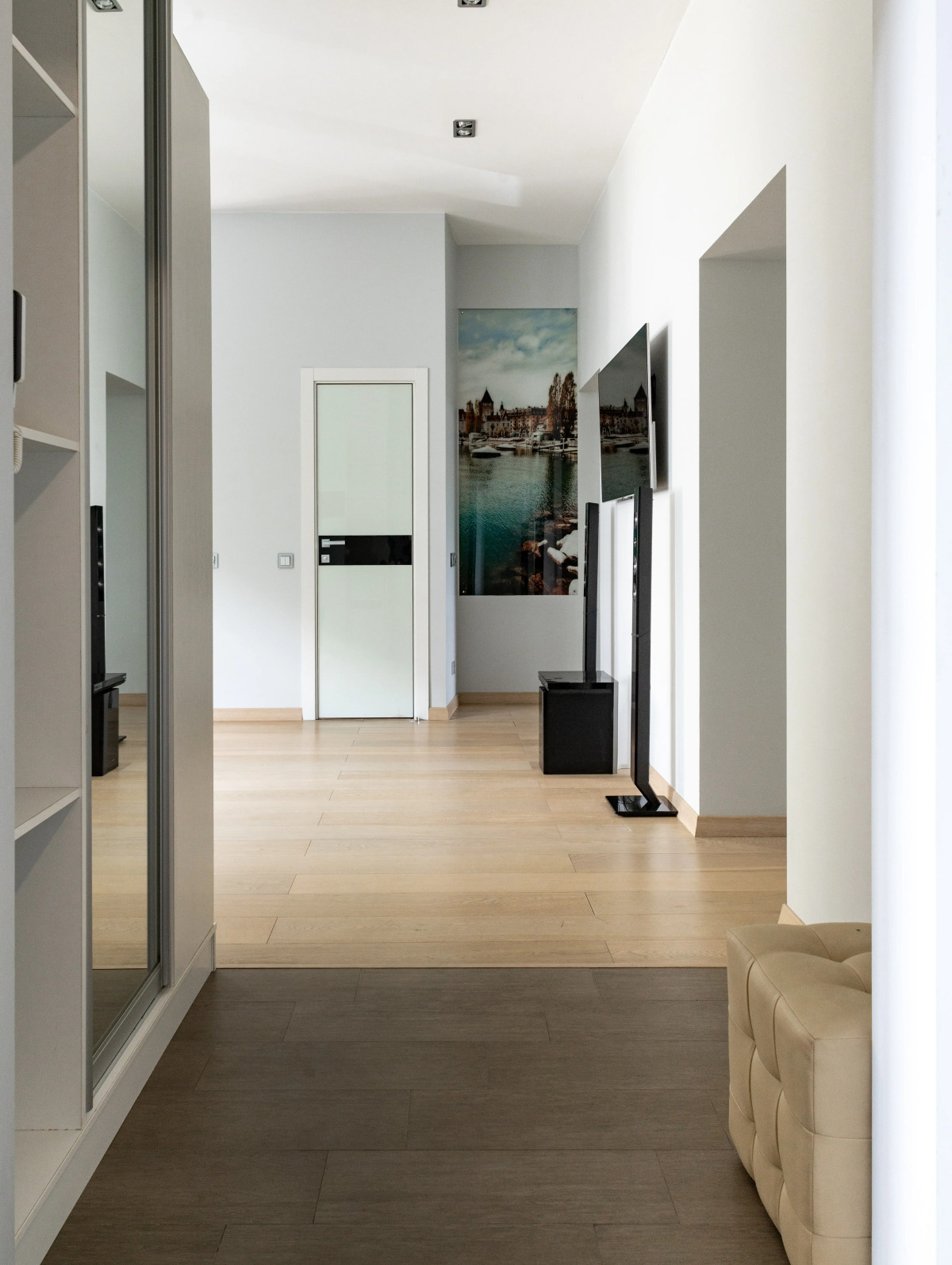 Квартира Видовая уютная на живописной набережной в центре столицы