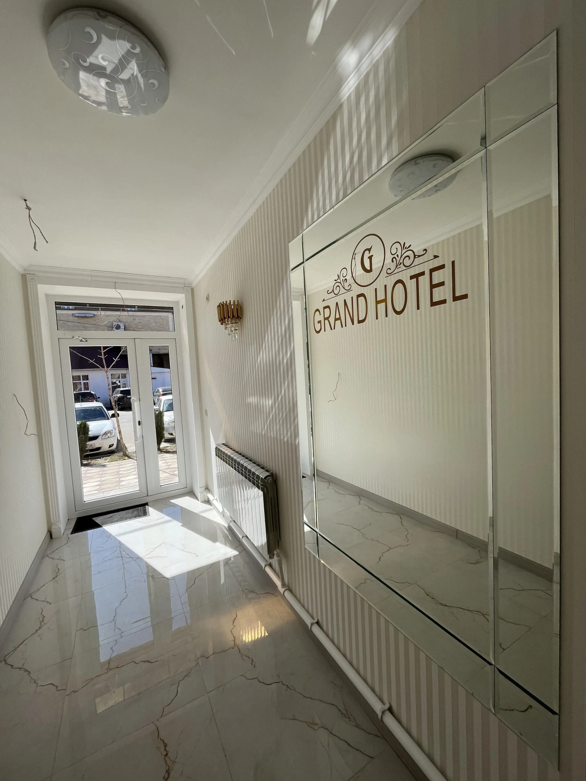 Отель Grand hotel