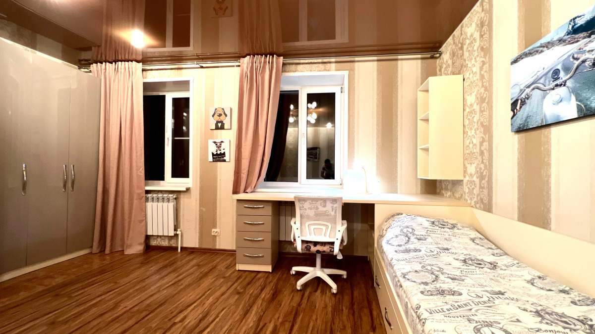 Квартира 3-комнатная Видовая Yarapartments на Набережной