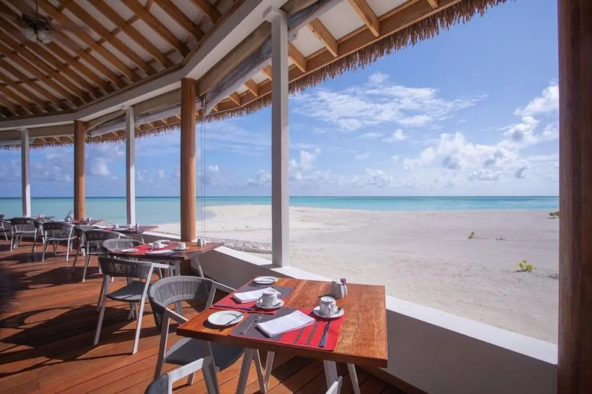 Отель Cinnamon Velifushi Maldives