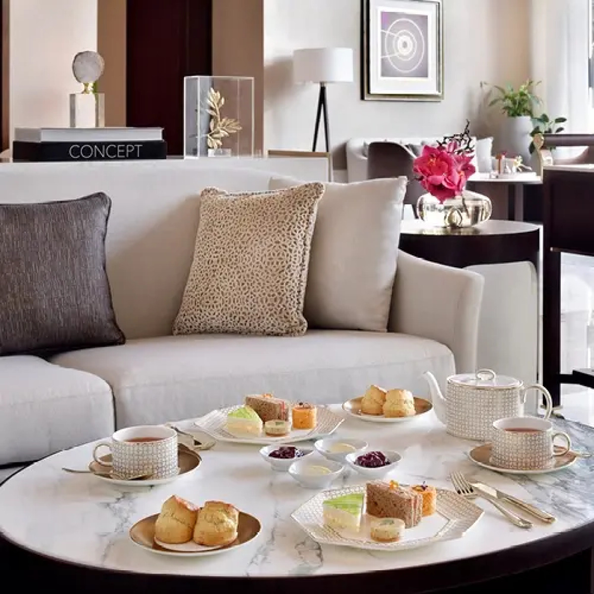 Отель Address Sky View, Downtown Dubai